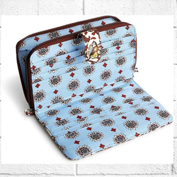 NWT! Classic Vera Bradley Floral Quilted Wallet Purse w/Tab and Zipper Closure - Picture 8 of 10